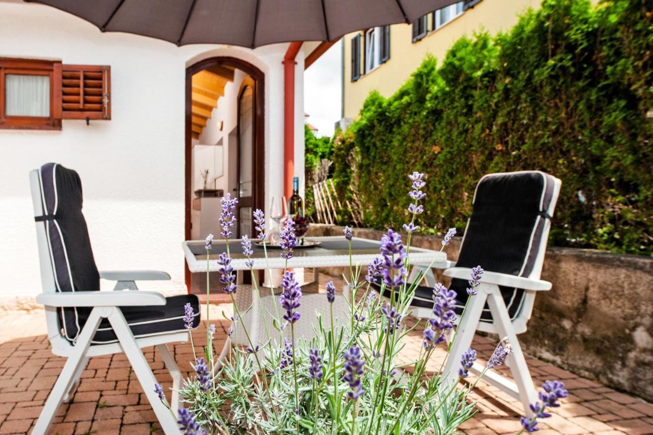 Apartments Carmelo Rovinj Buitenkant foto