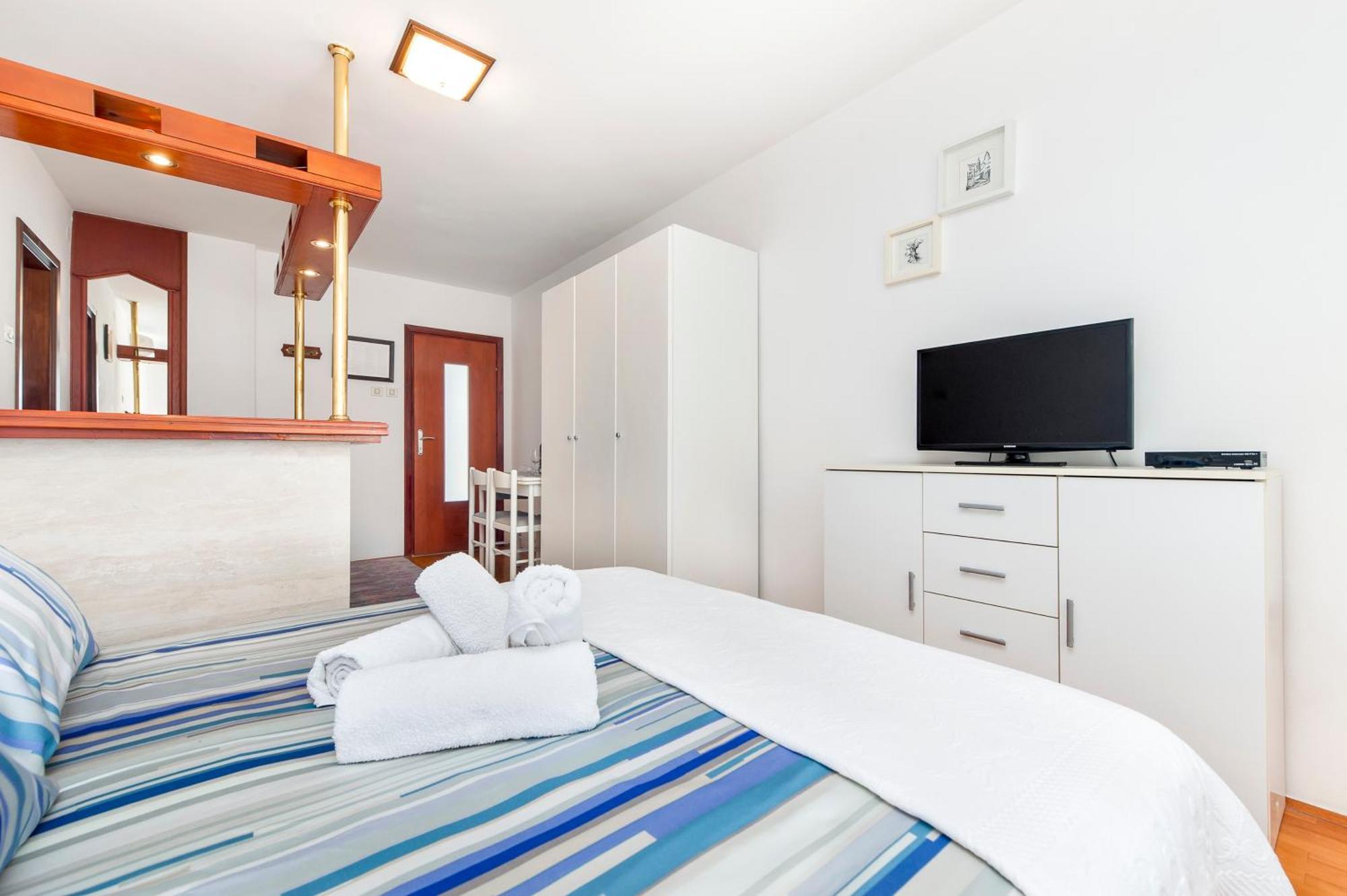 Apartments Carmelo Rovinj Buitenkant foto